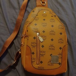 MCM slingbag